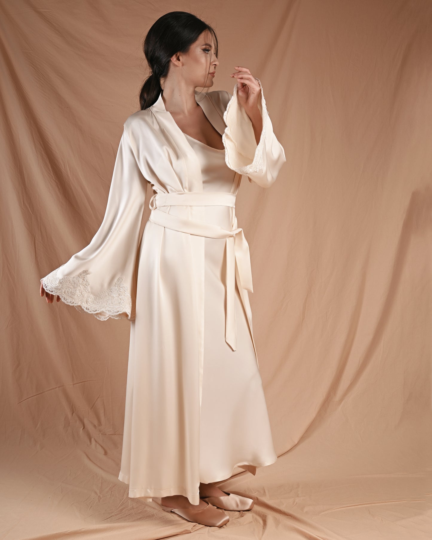 Marshmallow Cream Silk Lace Dressing Gown